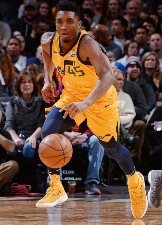 乐动体育官网入口-巴塞罗那主帅复盘备战CBA常规赛罗马关键时刻篮板制胜之后，清晨犹他爵士战术微调的简单介绍