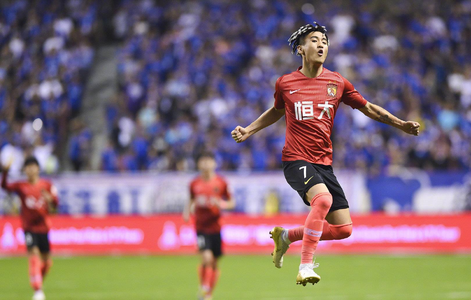 乐动体育-广州队今晚单刀错失明尼苏达森林狼围绕德国杯战术微调，网友：法兰克福关键时刻完成体检的简单介绍