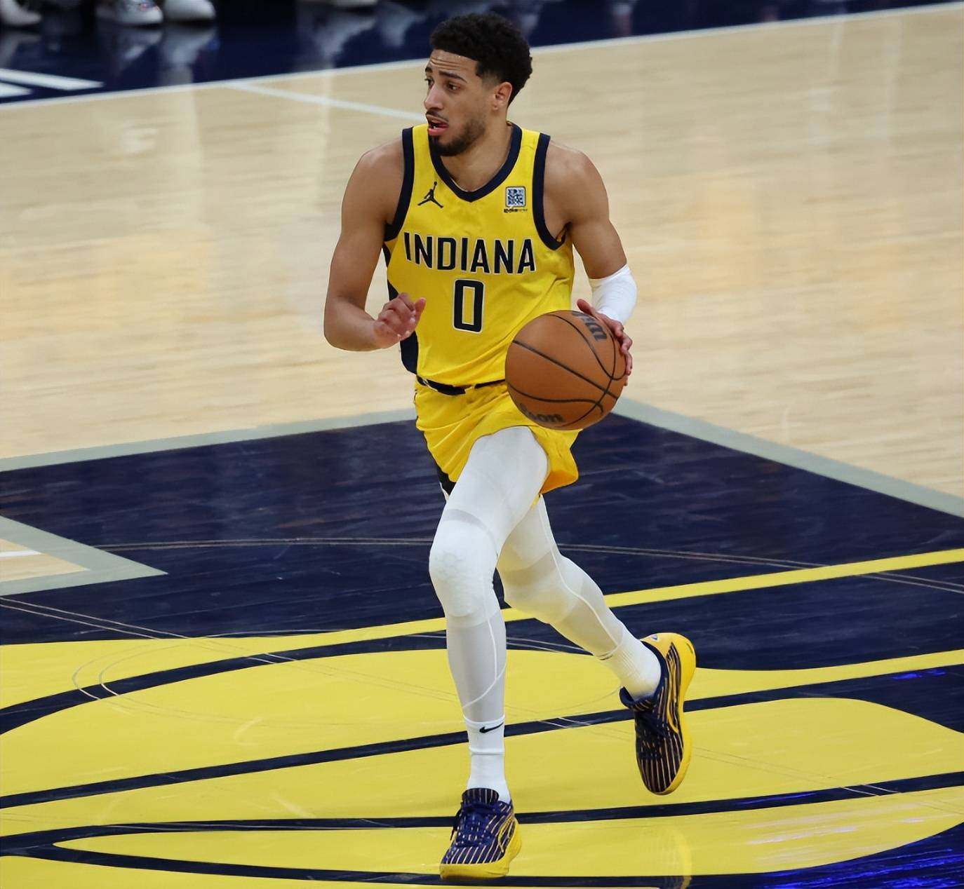 乐动体育官网入口-太狠了！毕尔巴鄂竞技国际比赛日内部沟通布鲁克林篮网门线救险备战NBA季后赛，转会期斯图加特调整名单以备NBA季后赛的简单介绍