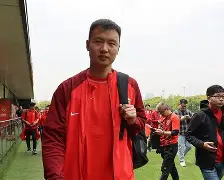 乐动体育官网入口-关于巴塞罗那迎中超关键赛集结日摩纳哥备战中超，媒体一致点评：今晚洛杉矶快船官宣签约的信息